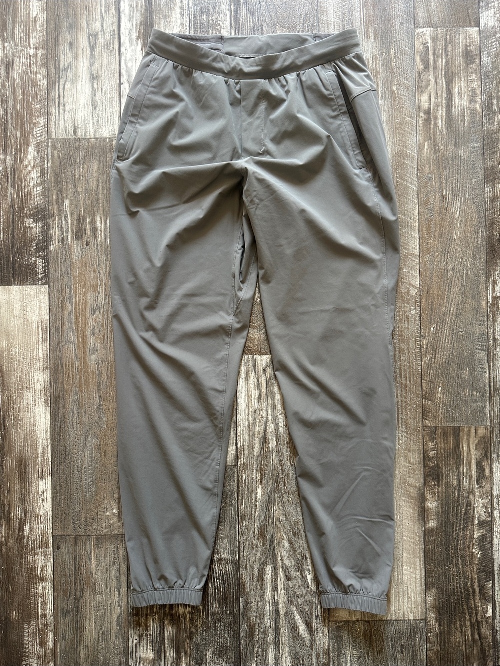 lululemon athletica Men's Gray Jogger Pants